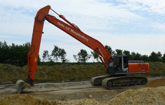 挖機(jī)加長(zhǎng)臂廠家、挖掘機(jī)加長(zhǎng)臂定做、挖掘機(jī)加長(zhǎng)臂改裝